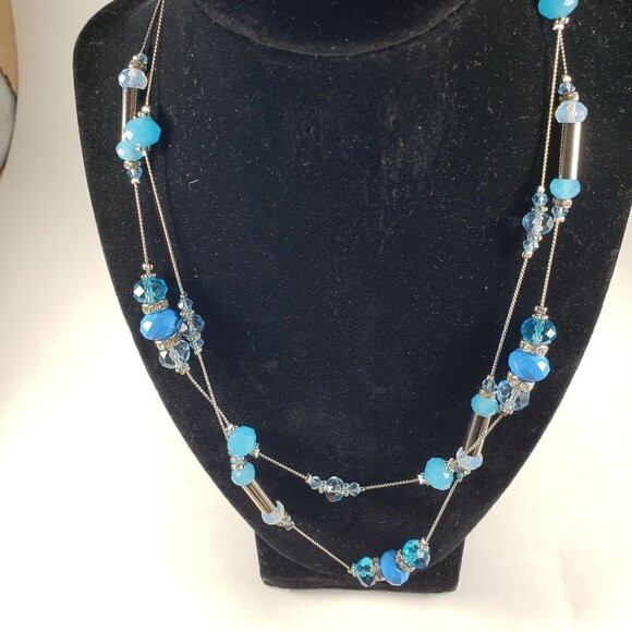 💙 Elegant Blue Beaded Necklace & Earrings Set – Silver-Tone Accents – Jewelry - Picture 7 of 8